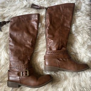 Brown boots